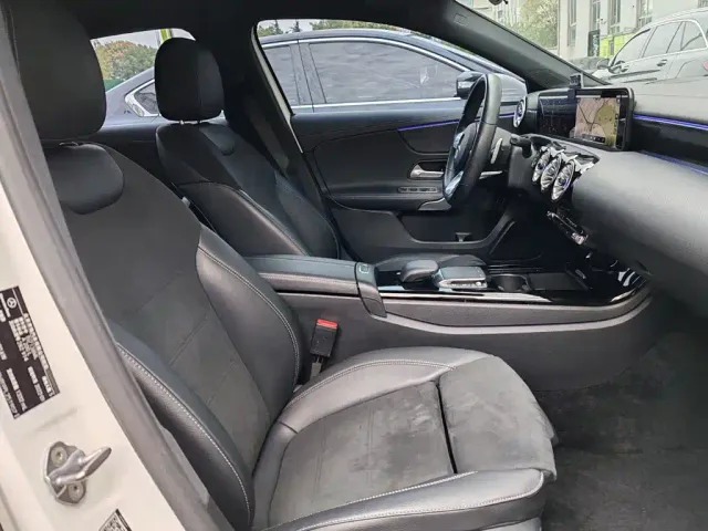 Mercedes-Benz A-Class — Фото автомобиля 14