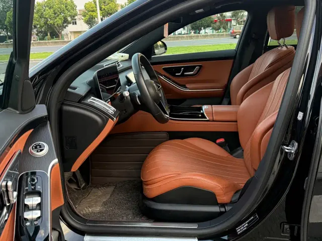 Mercedes-Benz S-Class — Фото автомобиля 7
