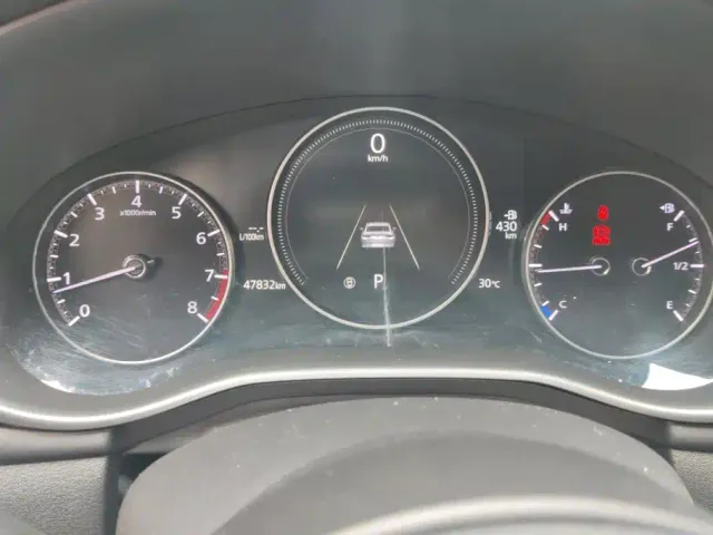 Mazda Axela — Фото автомобиля 14