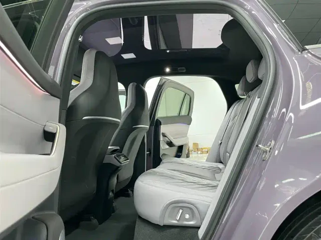 Nio EC6 — Фото автомобиля 11