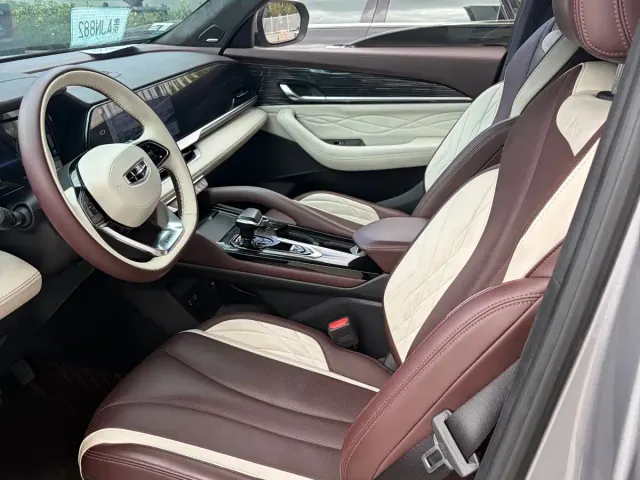 Geely Xingyue L — Фото автомобиля 5