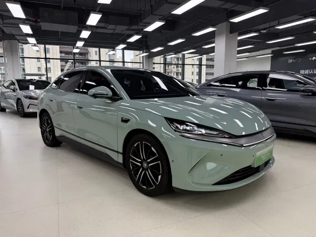 BYD Qin L — Фото автомобиля 3