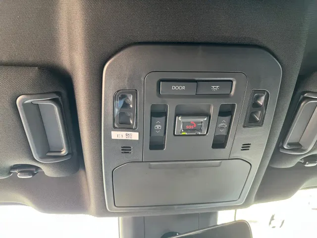 Toyota Crown Kluger — Фото автомобиля 25