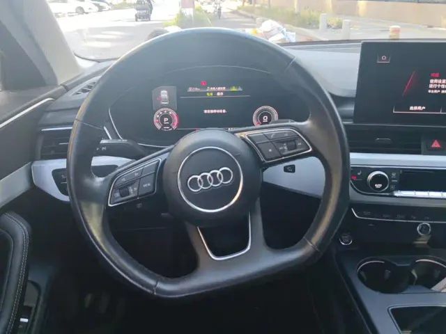 Audi A4L — Фото автомобиля 15