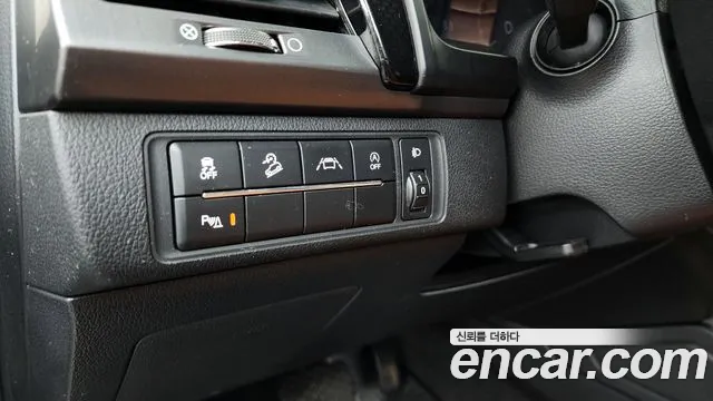KG_Mobility_Ssangyong Rexton Новый Rexton Sport Khan Дизель 2.2 4WD — Фото автомобиля 16
