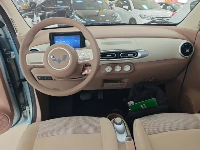 Wuling Hongguang Mini EV — Фото автомобиля 9