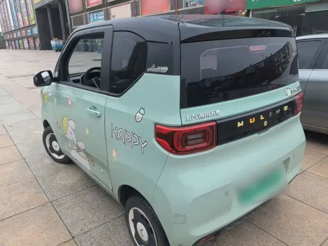 Wuling Hongguang Mini EV — Фото автомобиля 4