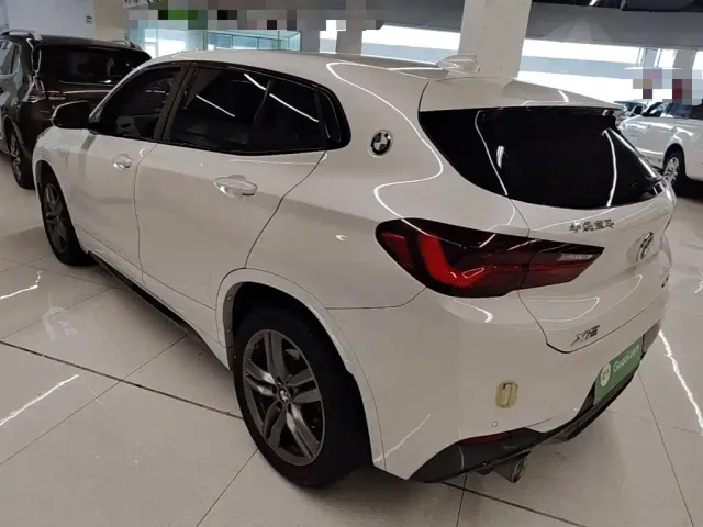 BMW X2 — Фото автомобиля 4