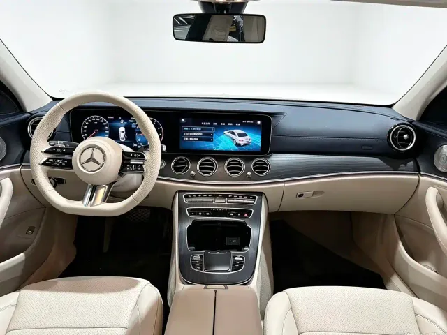 Mercedes-Benz E-Class — Фото автомобиля 9