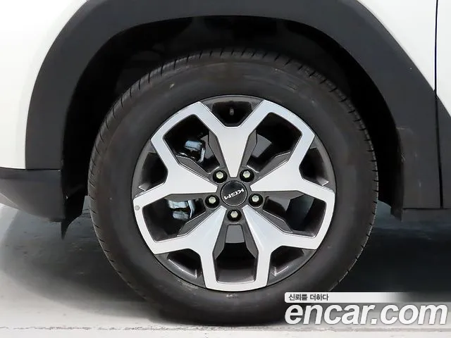 KGM Torres — Фото автомобиля 5