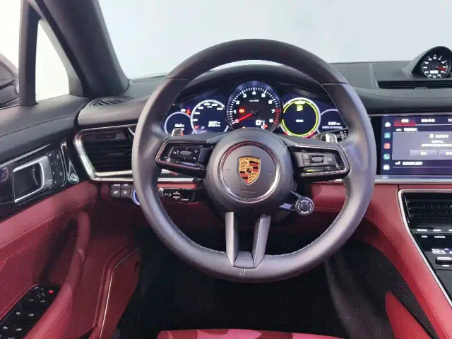 Porsche Panamera — Фото автомобиля 7