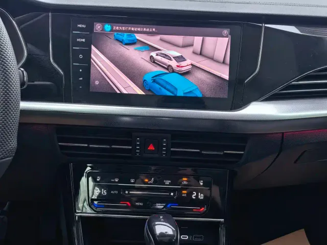 Volkswagen Passat — Фото автомобиля 14