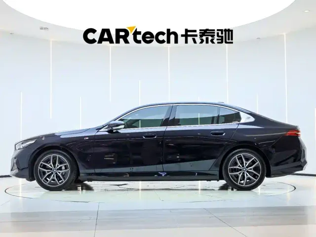 BMW BMW i5 2024 eDrive 35L M Sport Package — Фото автомобиля 7