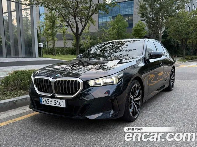 Фотография автомобиля — BMW 5 Series G60