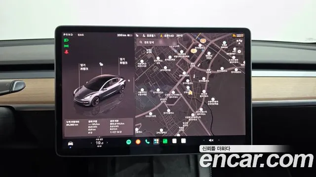 Tesla Model 3 — Фото автомобиля 14