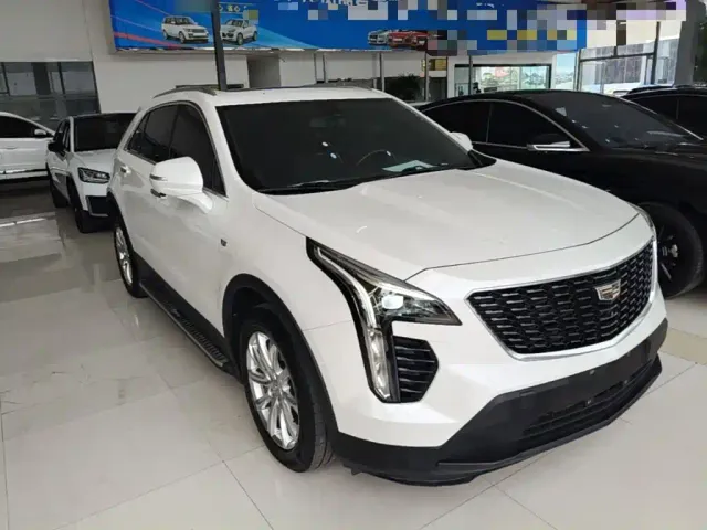 Cadillac XT4 — Фото автомобиля 3