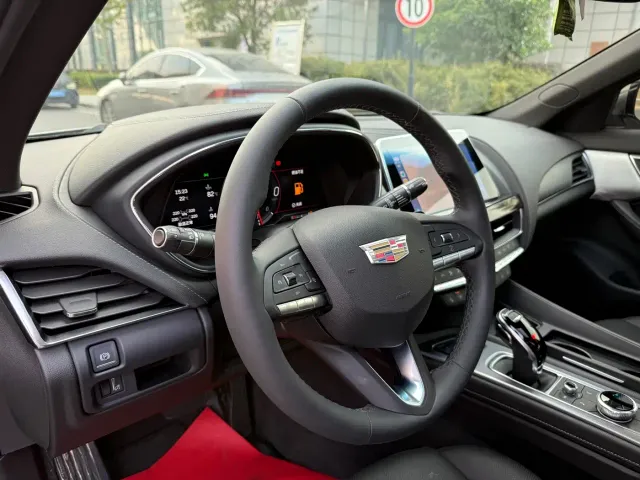 Cadillac CT5 — Фото автомобиля 13