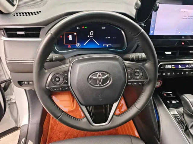 Toyota Venza — Фото автомобиля 10