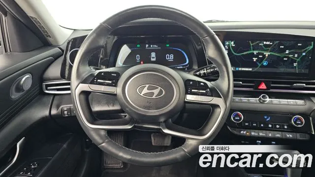 Hyundai AVANTE Новый Avante (CN7) — Фото автомобиля 14
