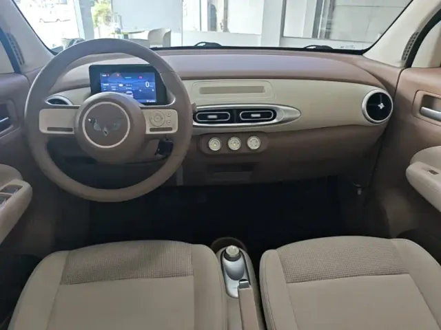 Wuling Hongguang Mini EV — Фото автомобиля 9