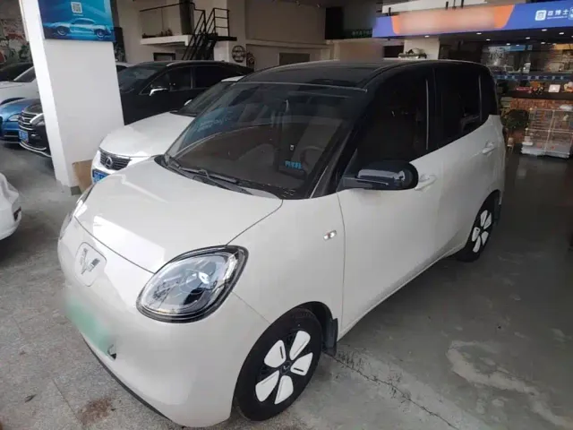 Фотография автомобиля — Wuling Hongguang Mini EV