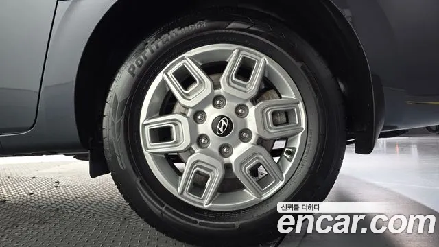 Hyundai Staria — Фото автомобиля 6