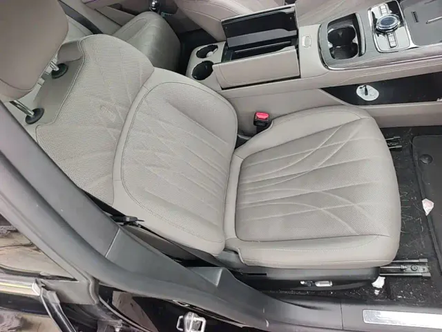 Geely Galaxy Xingyao 8 — Фото автомобиля 24
