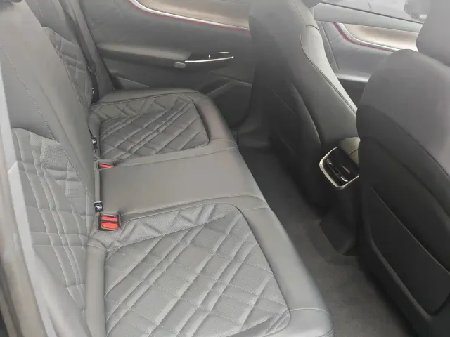 Changan Qiyuan A07 — Фото автомобиля 6