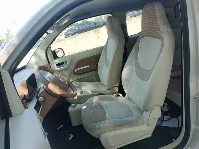 Wuling Hongguang Mini EV — Фото автомобиля 13