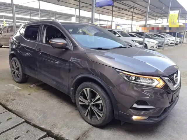 Nissan Qashqai — Фото автомобиля 3