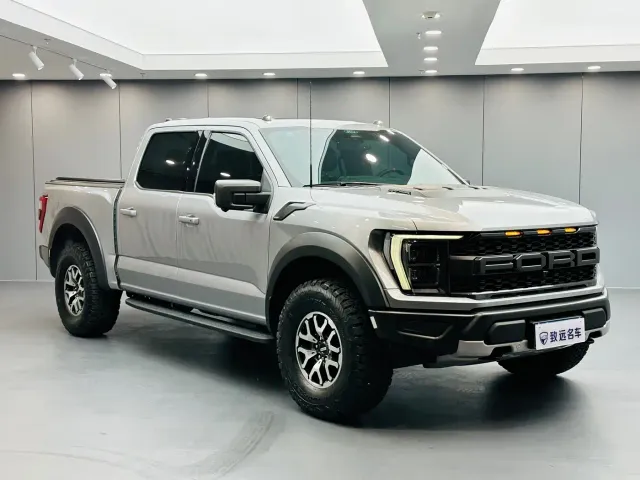 Ford F-150 Raptor — Фото автомобиля 3