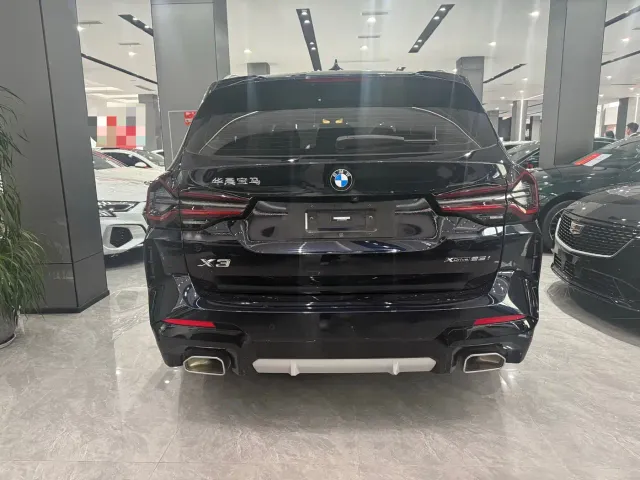 BMW X3 — Фото автомобиля 9