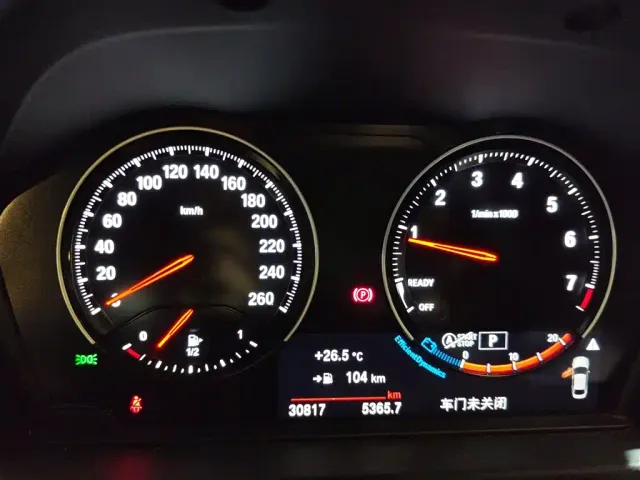 BMW 1 Series — Фото автомобиля 11