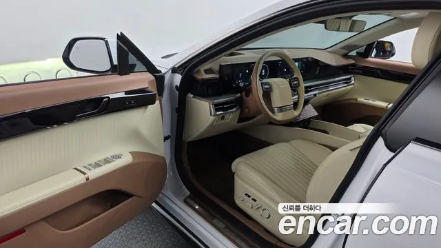 Hyundai Grandeur GN7 — Фото автомобиля 15