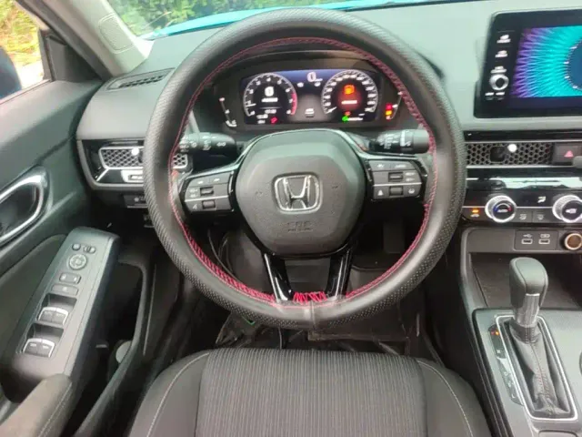 Honda Civic — Фото автомобиля 2