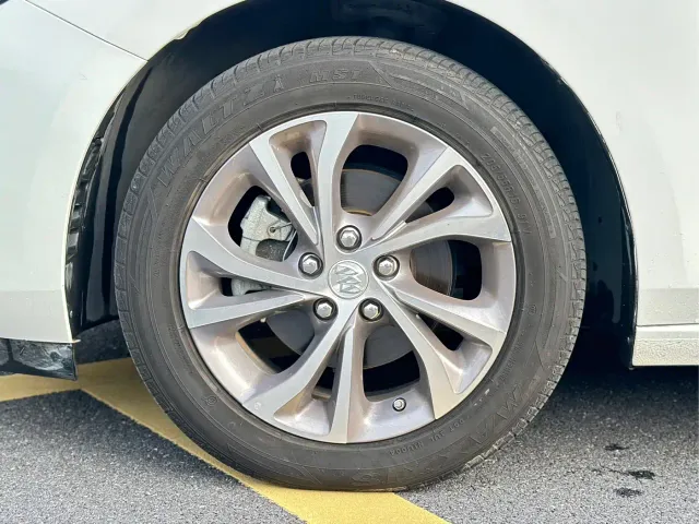 Buick Verano — Фото автомобиля 9