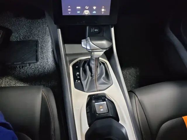 Dongfeng Yixuan GS — Фото автомобиля 13