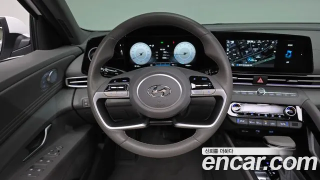 Hyundai Avante CN7 — Фото автомобиля 12
