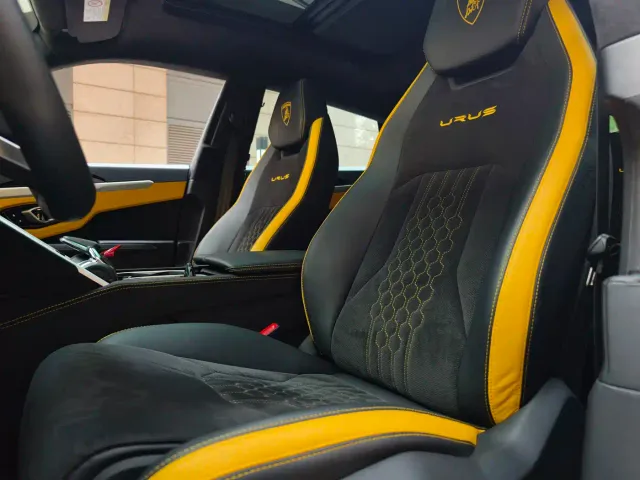 Lamborghini Urus — Фото автомобиля 11