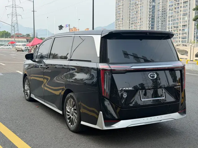 GAC Trumpchi M8 — Фото автомобиля 14
