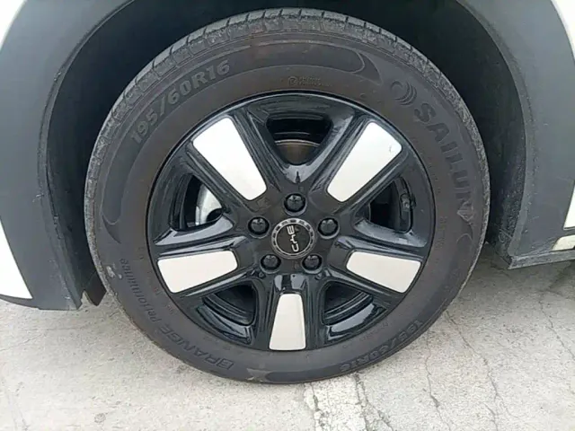 BYD Dolphin — Фото автомобиля 22