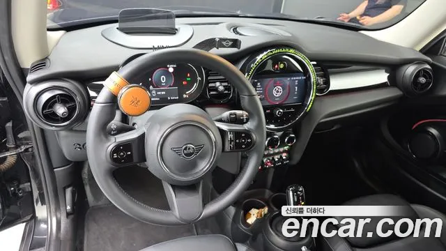Mini Cooper Cooper Classic — Фото автомобиля 7