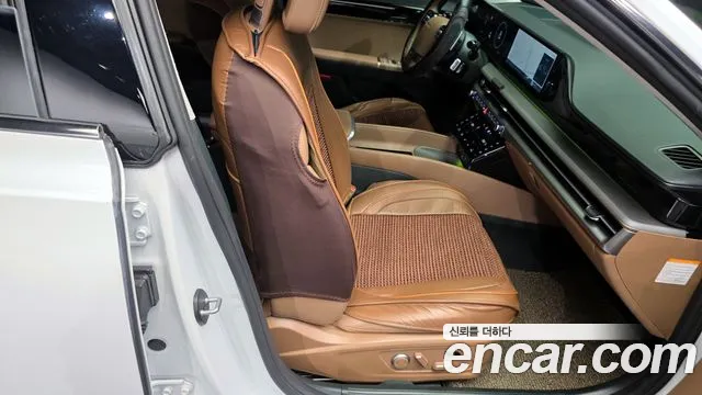 Hyundai Grandeur — Фото автомобиля 12
