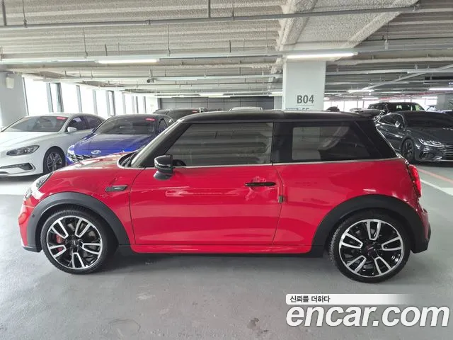 Mini Cooper — Фото автомобиля 4