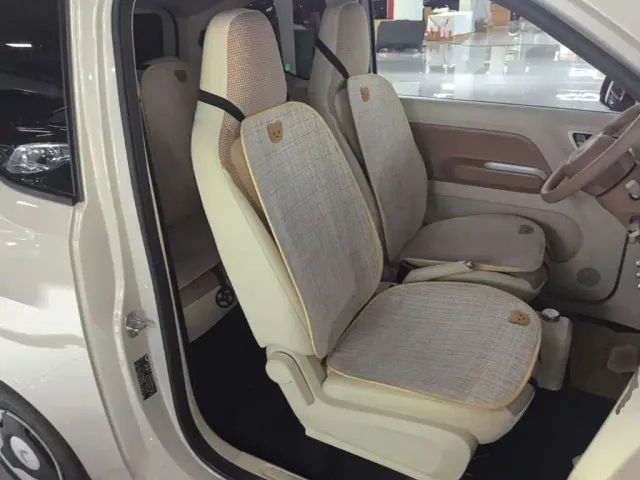 Wuling Hongguang Mini EV — Фото автомобиля 24