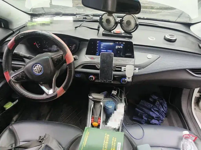 Buick Velite 6 — Фото автомобиля 12