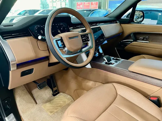 Land Rover Range Rover — Фото автомобиля 7