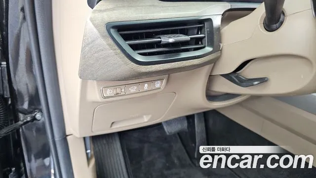 Kia K8 K8 Hybrid — Фото автомобиля 20