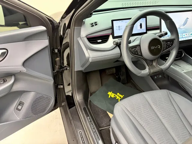 BYD Seal 06 GT — Фото автомобиля 8