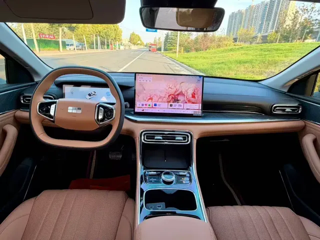 Geely Galaxy Stellar 6 — Фото автомобиля 6
